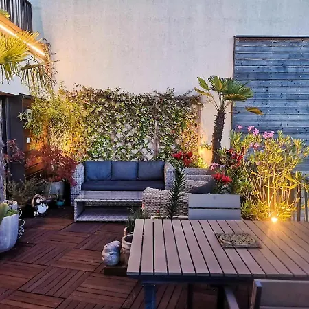 Beautiful Rooftop Between Paris And Versailles Apartment Chaville