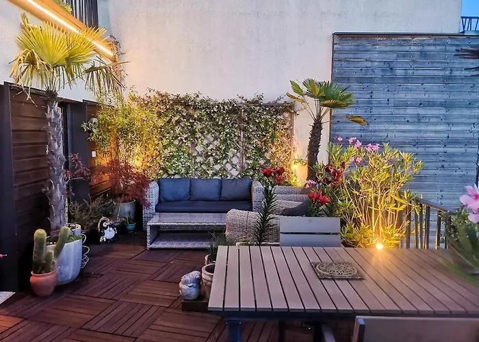 Beautiful Rooftop Between Paris And Versailles アパート シャビル